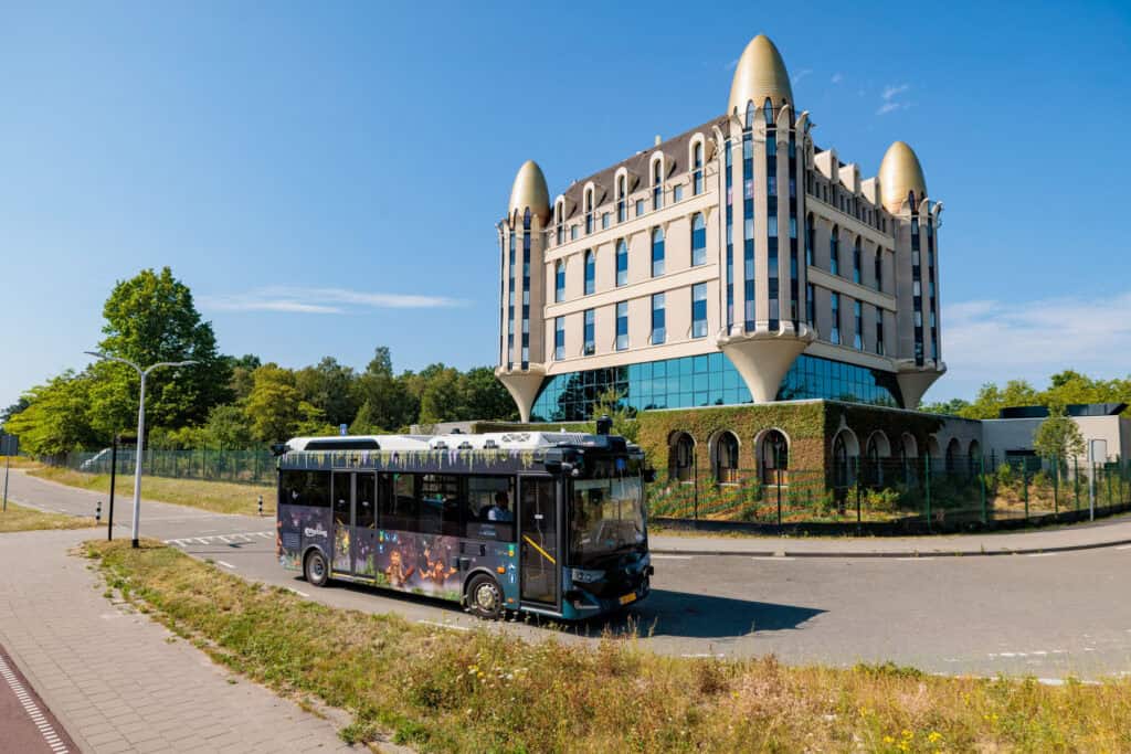 Zelfrijdende pendeldienst voor Efteling Wonder Hotel